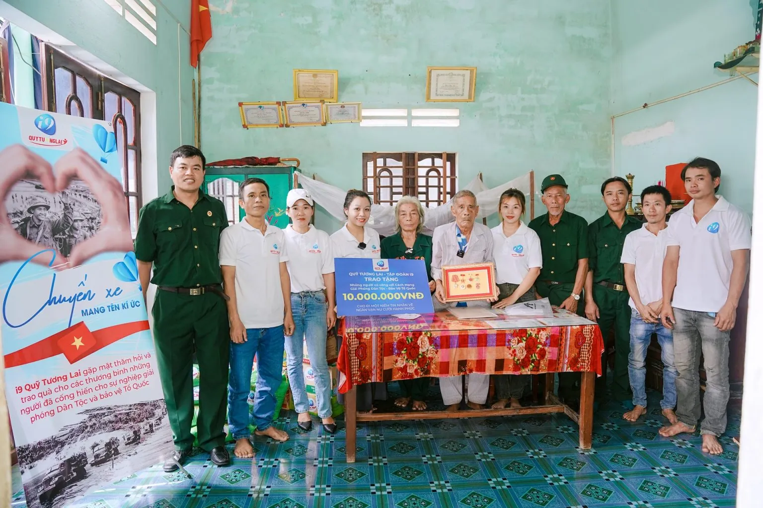 Biểu tượng chiếc cúp vàng tượng trưng cho lịch sử và thành tựu của f168bet